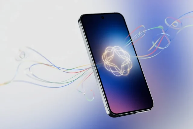 Google, AI Studio mobil uygulamasını iptal edip geliştirme gücünü Gemini içine taşıdı